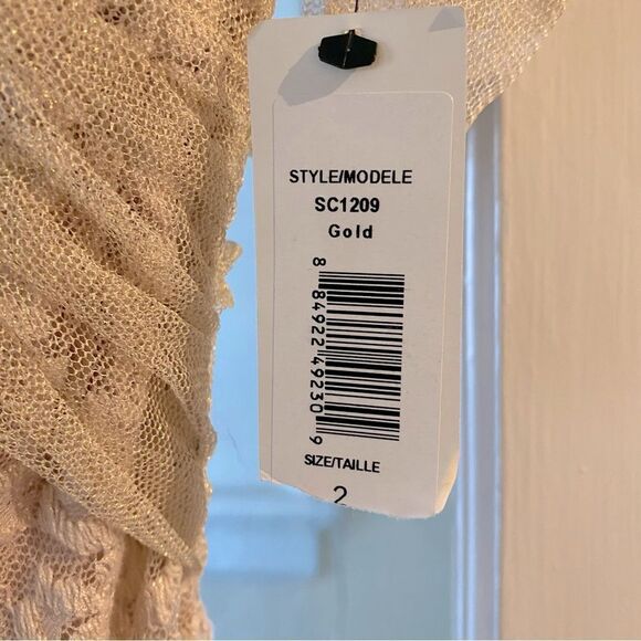 Badgley Mischka Mesh & Lace Stretch Midi Dress - Picture 7 of 8